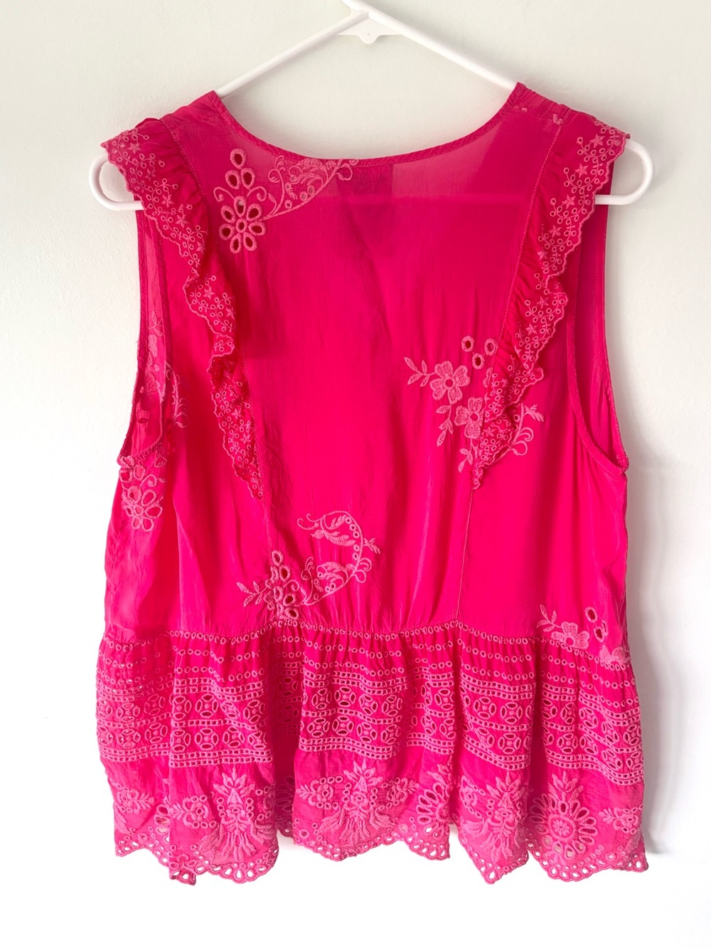 Johnny Was Rodeo Anitta Blouse Pink Eyelet Embroidered Ruffle Scalloped Hem - Picture 7 of 8